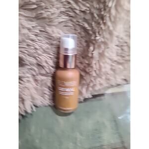 FLOWER BEAUTY By Drew Barrymore Get Real Serum Foundation -Light to Medium Sable